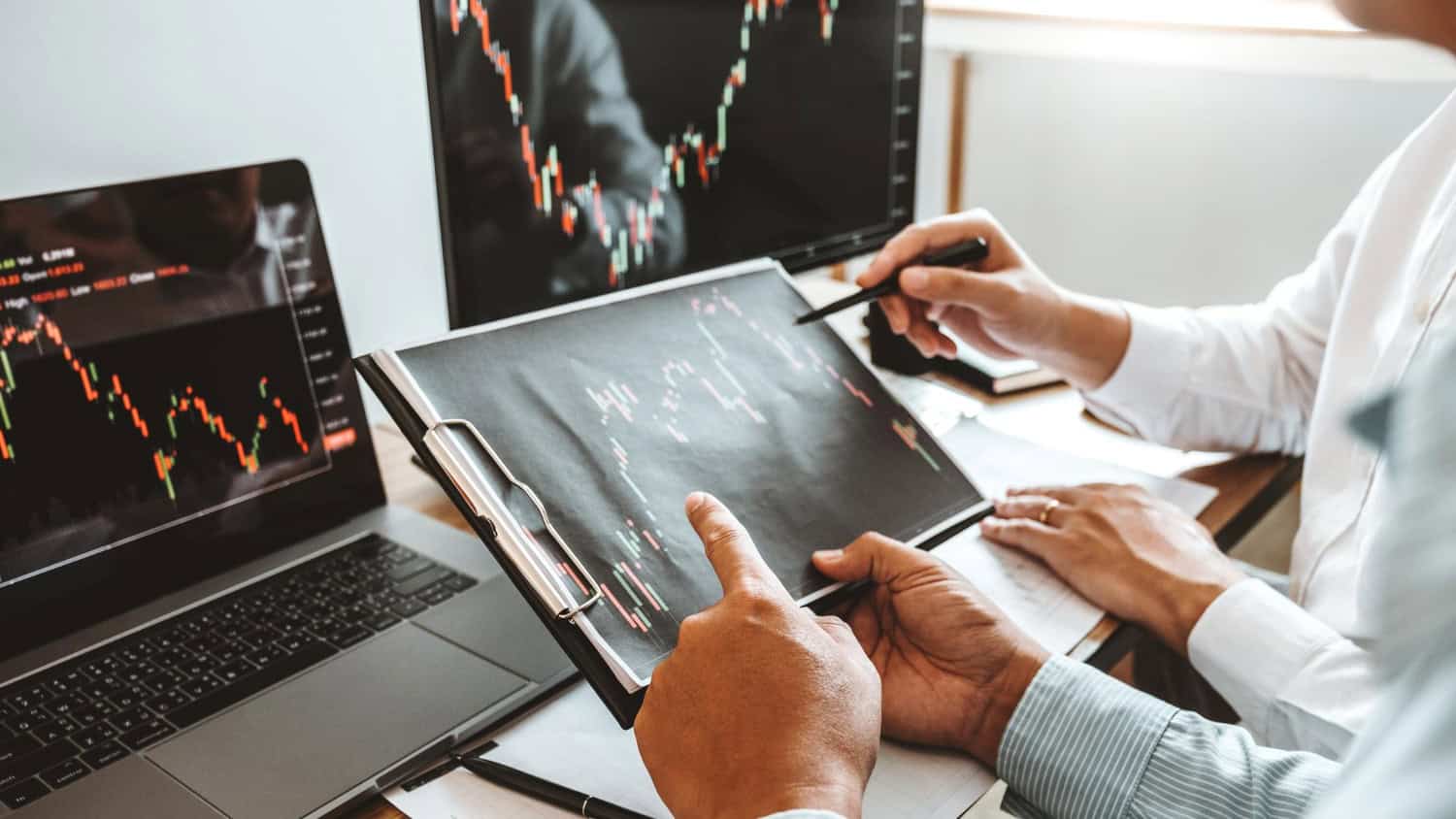 Keunggulan IUX yang Membuatnya Menarik bagi Trader